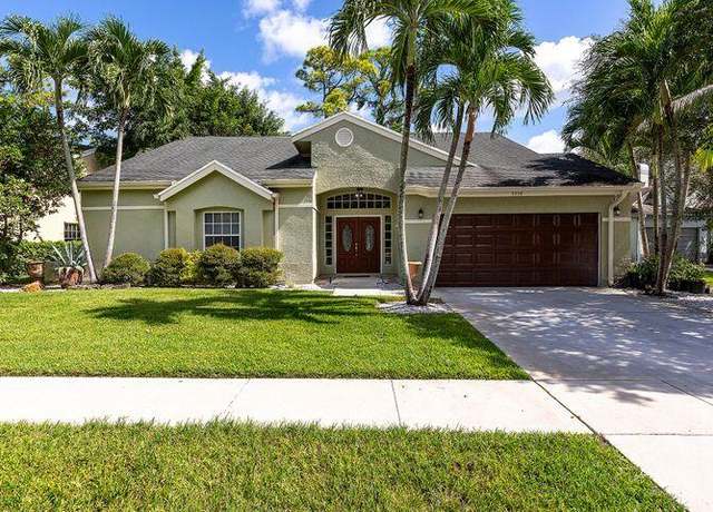 Property at 1112 Wild Cherry Ln, Wellington, FL 33414, 3 beds, 2 baths
