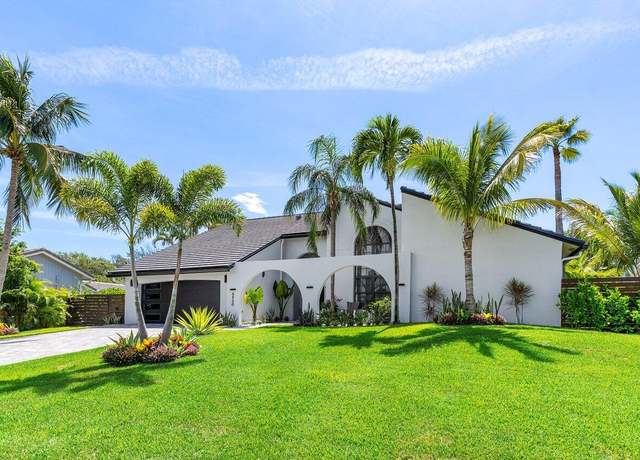Property at 5950 NW 4th Ave, Boca Raton, FL 33487, 4 beds, 2.5 baths