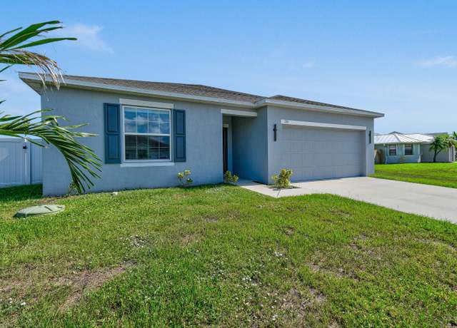 Property at 133 S Wakefield Cir, Port Saint Lucie, FL 34953, 3 beds, 2 baths