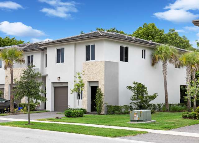 Property at 1550 Pioneer Way, Royal Palm Beach, FL 33411, 4 beds, 3.5 baths