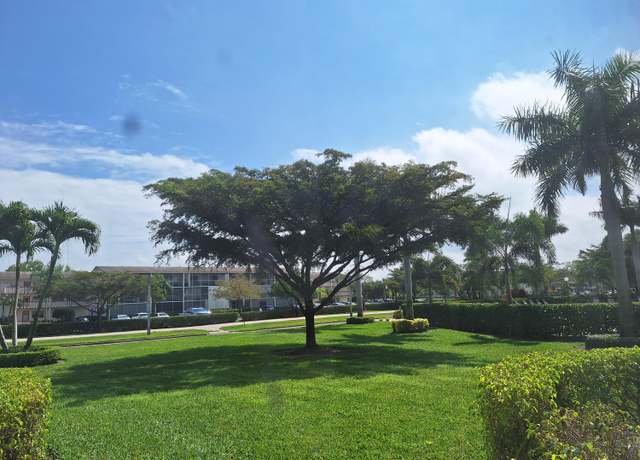 Property at 131 Suffolk D, Boca Raton, FL 33434, 2 beds, 1.5 baths