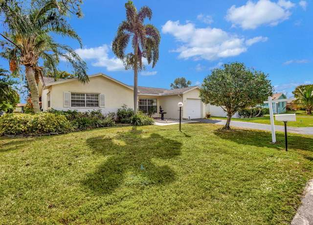 Property at 7288 Pine Park Dr N, Lake Worth, FL 33467, 2 beds, 2 baths