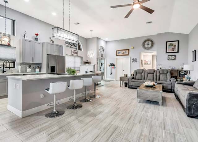 Property at 365 Sherwood Forest Dr, Delray Beach, FL 33445, 3 beds, 2 baths