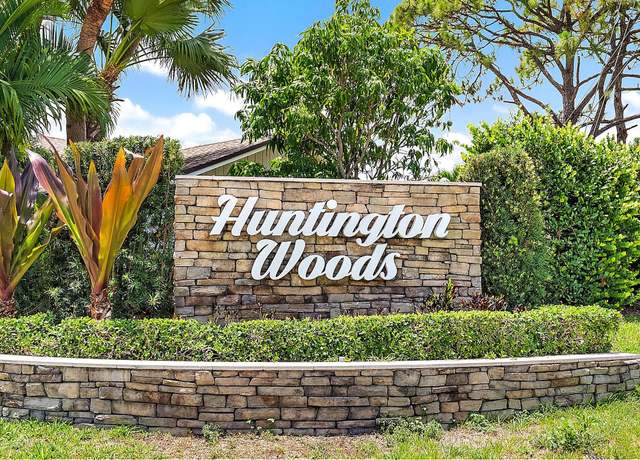 Property at 110 Parkwood Dr, Royal Palm Beach, FL 33411, 2 beds, 2 baths
