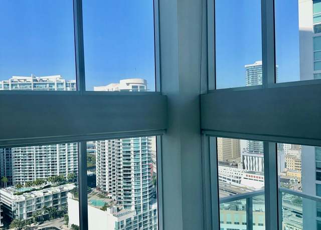 Property at 41 SE 5th St #2017, Miami, FL 33131, 2 beds, 2 baths