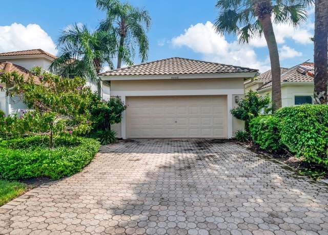 Property at 6668 NW 26th Way, Boca Raton, FL 33496, 2 beds, 2 baths