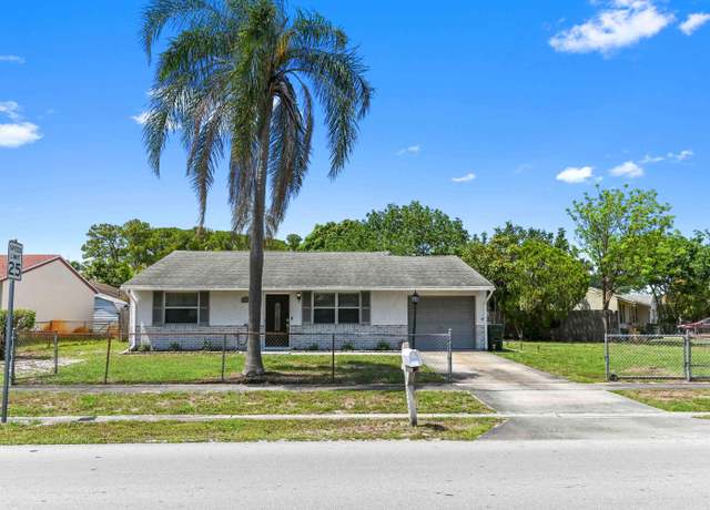 Property at 4755 Centurian Way, Greenacres, FL 33463, 3 beds, 2 baths