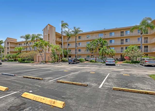 Property at 14307 Bedford Dr #303, Delray Beach, FL 33446, 2 beds, 2 baths