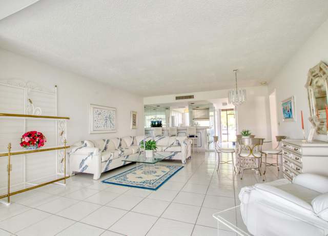 Property at 4795 Esedra Ct #4795, Lake Worth, FL 33467, 3 beds, 2.5 baths