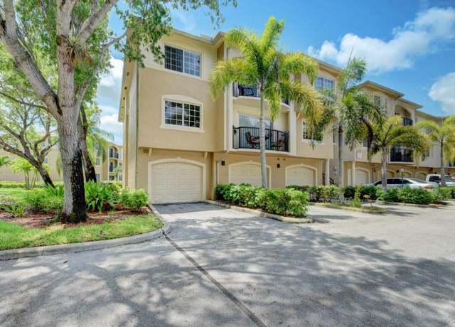 Property at 300 Crestwood Ct N #307, Royal Palm Beach, FL 33411, 2 beds, 2 baths