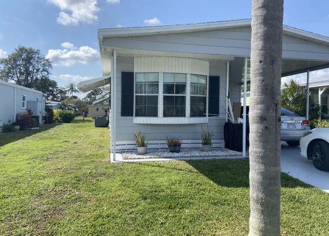 Property at 3 Don Quiote Ln, Port Saint Lucie, FL 34952, 2 beds, 2 baths