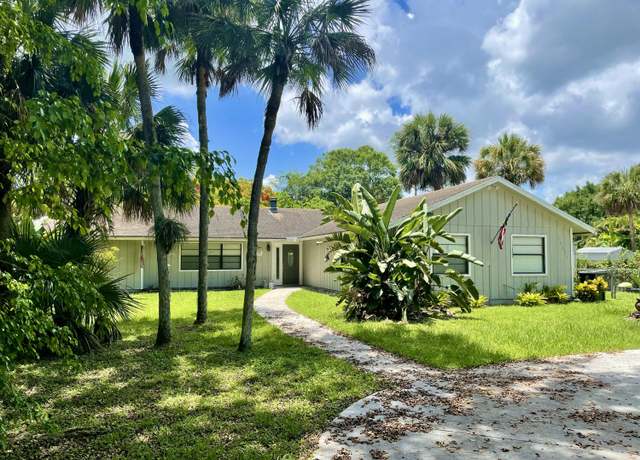 Property at 16651 96th Ter N, Jupiter, FL 33478, 3 beds, 2 baths
