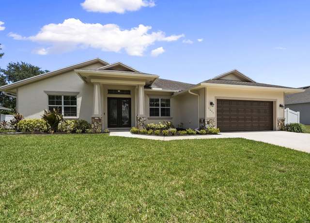Property at 1411 SW Hackensack Ave, Port Saint Lucie, FL 34953, 4 beds, 2 baths