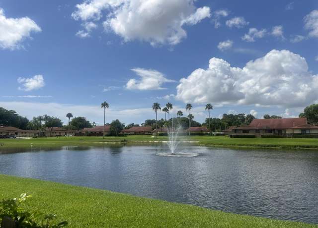 Property at 4371 Woodstock Dr Unit D, West Palm Beach, FL 33409, 2 beds, 2 baths