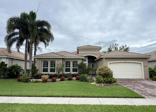 Property at 10469 Whitewind Cir, Boynton Beach, FL 33473, 4 beds, 2.5 baths