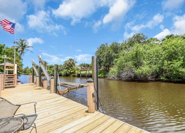 Property at 326 NE Surfside Ave, Port Saint Lucie, FL 34983, 3 beds, 2 baths