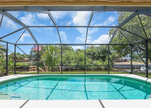 Property at 326 NE Surfside Ave, Port Saint Lucie, FL 34983, 3 beds, 2 baths