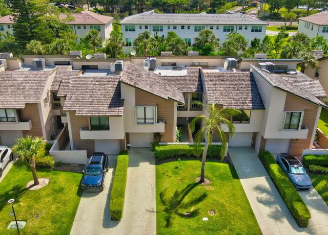 Property at 22922 Ironwedge Dr, Boca Raton, FL 33433, 3 beds, 3 baths