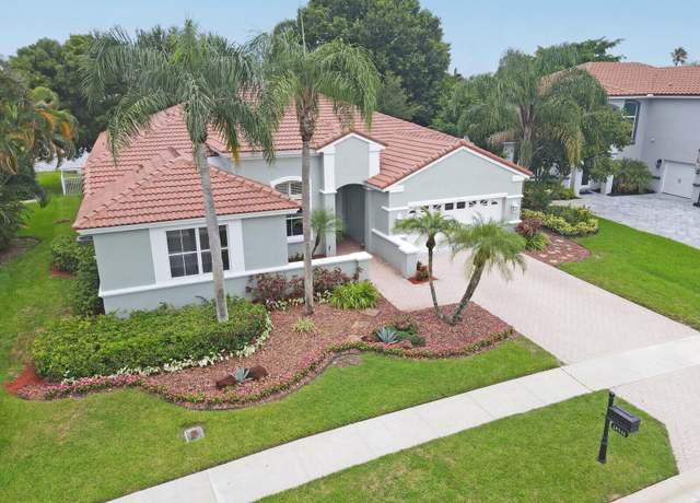 Property at 18544 Ocean Mist Dr, Boca Raton, FL 33498, 4 beds, 2.5 baths