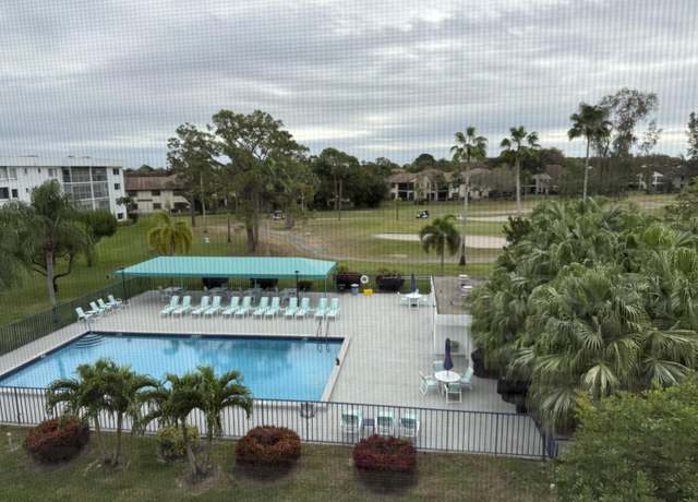 Property at 6698 10th 415 Ave N #415, Lake Worth, FL 33467, 2 beds, 2 baths
