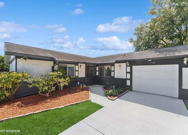 Property at 1998 SE Morningside Blvd, Port Saint Lucie, FL 34952, 3 beds, 2 baths