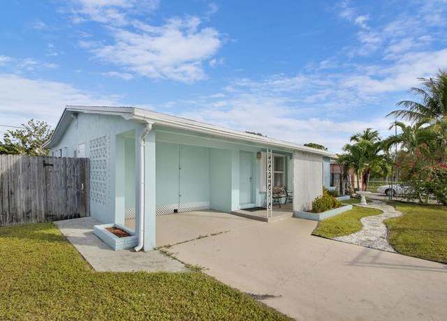 Property at 1307 S Flamingo Dr, Lantana, FL 33462, 2 beds, 2 baths