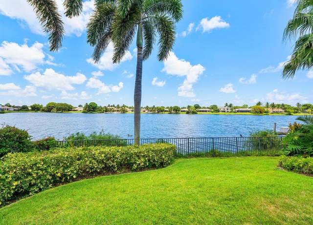 Property at 17582 Bocaire Way, Boca Raton, FL 33487, 4 beds, 5 baths