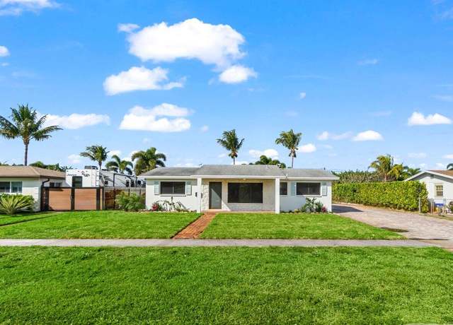 Property at 2659 Nassau Rd, West Palm Beach, FL 33406, 4 beds, 2 baths