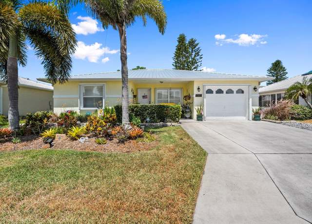 Property at 6661 Nuevo Lagos, Fort Pierce, FL 34951, 2 beds, 2 baths