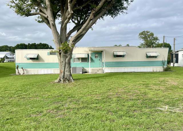 Property at 1379 Chobee St, Okeechobee, FL 34974, 2 beds, 2 baths