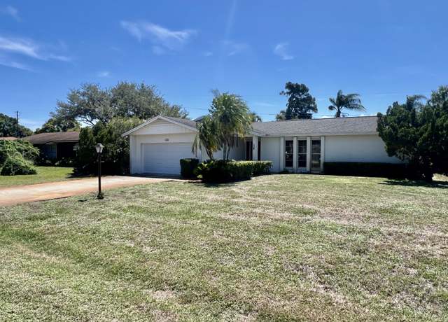 Property at 115 15th Ave, Vero Beach, FL 32962, 3 beds, 2 baths