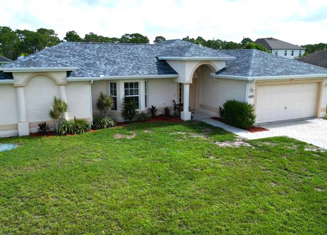Property at 5705 NW Crocus Ave, Port Saint Lucie, FL 34986, 3 beds, 2 baths