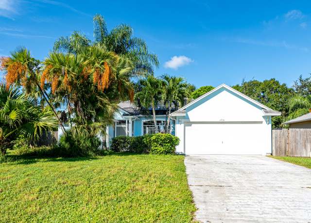 Property at 1956 SW Aladdin St, Port Saint Lucie, FL 34953, 3 beds, 2 baths