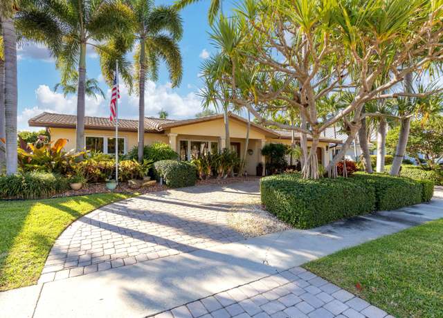 Property at 2650 NE 47 St, Lighthouse Point, FL 33064, 3 beds, 2.5 baths