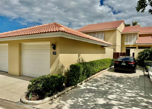Property at 129 Old Meadow Way, Palm Beach Gardens, FL 33418, 3 beds, 3 baths