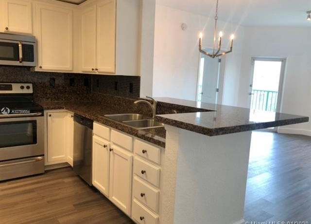 Property at 6001 SW 70th St #642, South Miami, FL 33143, 2 beds, 2 baths