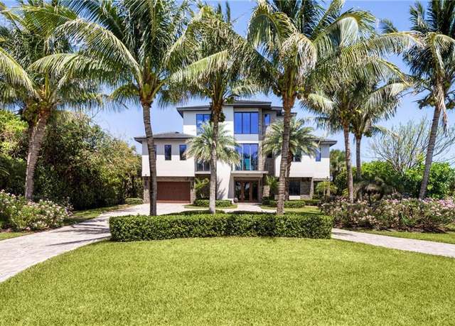 Property at 7900 S Ocean Dr, Jensen Beach, FL 34957, 5 beds, 6 baths