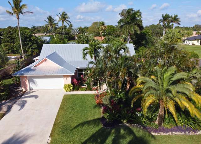 Property at 9208 SE Gettysburg Ct, Hobe Sound, FL 33455, 3 beds, 2 baths