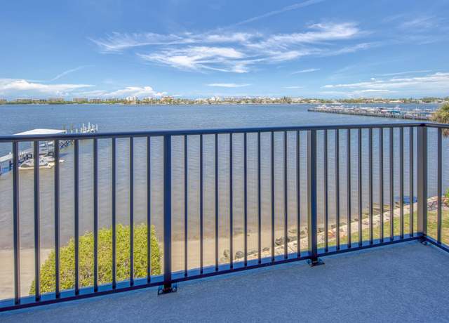 Property at 896 N Federal Hwy #324, Lantana, FL 33462, 2 beds, 2 baths