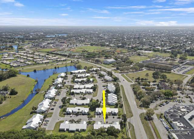 Property at 562 SW Tamworth St, Port Saint Lucie, FL 34953, 2 beds, 1 bath