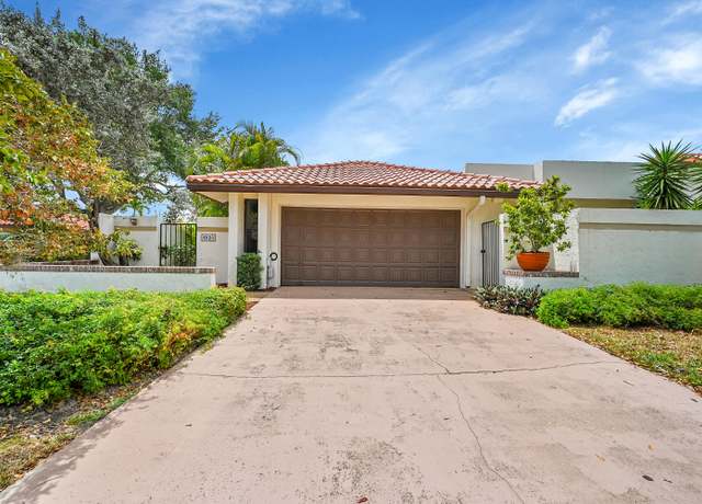 Property at 6820 Allegre Ct, Boca Raton, FL 33433, 2 beds, 2 baths