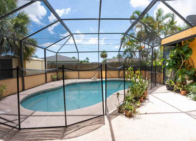 Property at 2573 SW Savona Blvd, Port Saint Lucie, FL 34953, 3 beds, 2 baths