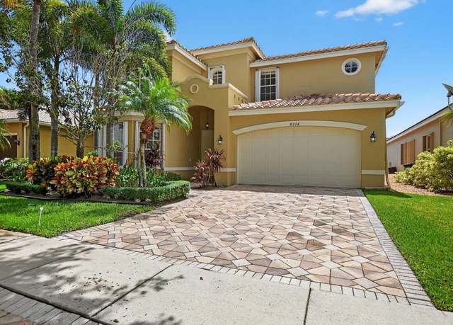 Property at 8326 Emerald Winds Cir, Boynton Beach, FL 33473, 5 beds, 4 baths
