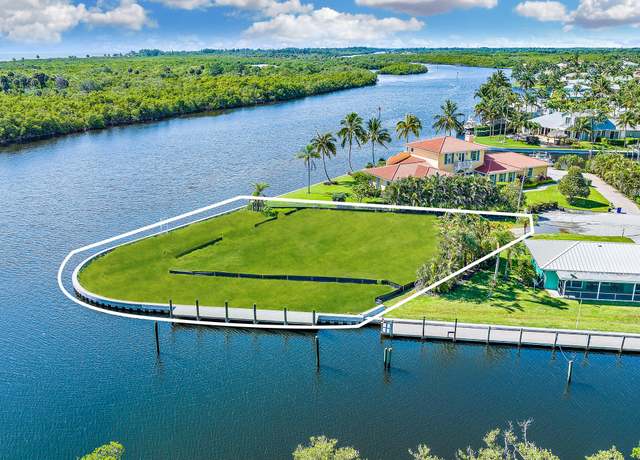 Property at 8595 SE Palm St, Hobe Sound, FL 33455