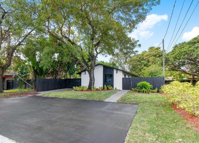 Property at 1211 NE 2nd Ave Unit 1-2, Fort Lauderdale, FL 33304, 4 baths