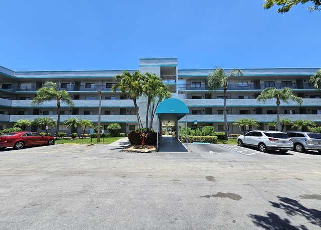 Property at 4725 Lucerne Lakes Blvd E #413, Lake Worth, FL 33467, 2 beds, 2 baths