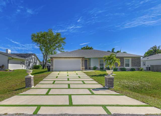 Property at 2372 SE Maslan Ave, Port Saint Lucie, FL 34952, 4 beds, 2 baths