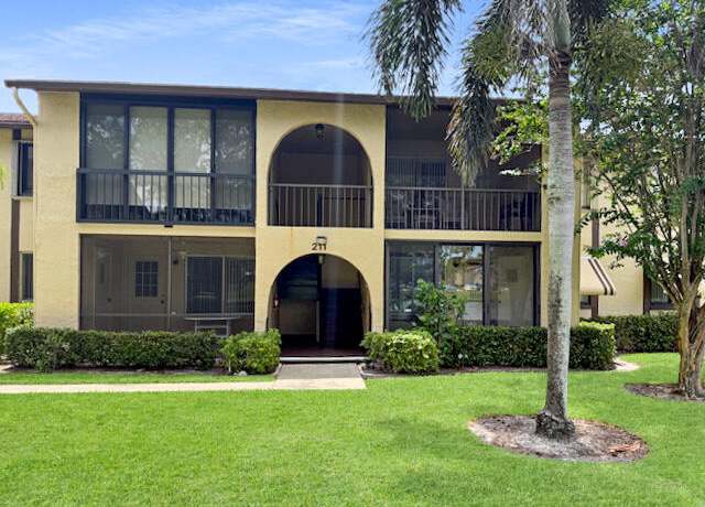 Property at 211 Pine Hov Cir Unit B-1, Greenacres, FL 33463, 2 beds, 2 baths