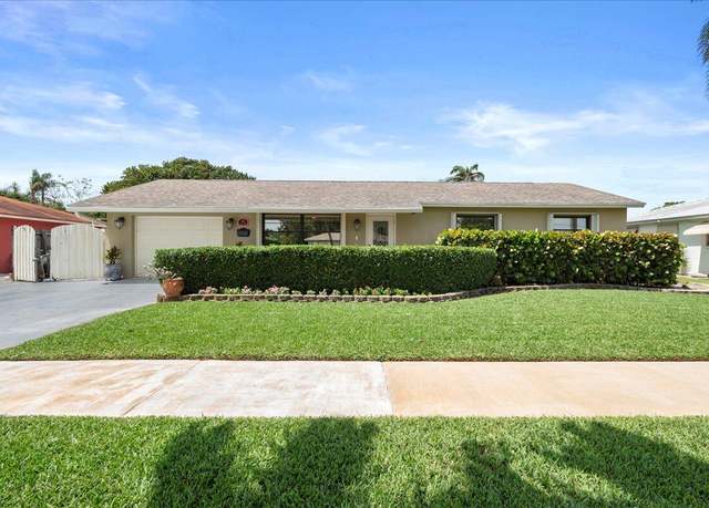Property at 441 Davis Rd, Palm Springs, FL 33461, 3 beds, 2 baths