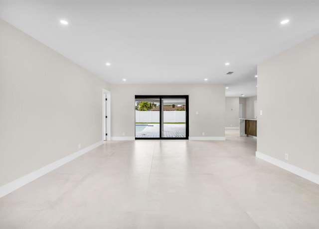 Property at 1182 SW 7th St, Boca Raton, FL 33486, 3 beds, 2 baths